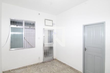 Sala de casa para alugar com 1 quarto, 35m² em Jardim América, Rio de Janeiro