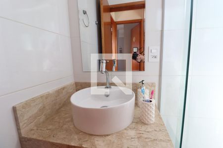 Apartamento à venda com 49m², 2 quartos e 1 vaga Apartamento à venda com 49m², 2 quartos e 1 vagaBanheiro