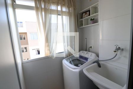 Apartamento à venda com 49m², 2 quartos e 1 vaga Apartamento à venda com 49m², 2 quartos e 1 vagaÁrea de Serviço