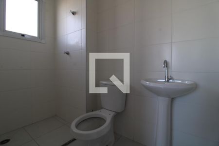 Banheiro de apartamento para alugar com 1 quarto, 28m² em Jardim Cidália, São Paulo