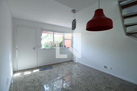 Sala de casa à venda com 3 quartos, 100m² em Vargem Grande, Rio de Janeiro
