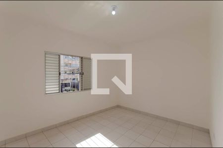 Quarto 1 de casa para alugar com 2 quartos, 65m² em Vila Guilhermina, São Paulo