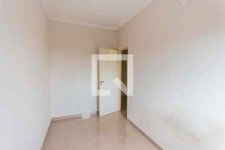 Quarto 1 de apartamento para alugar com 2 quartos, 55m² em Jardim Santo Antônio, Santo André