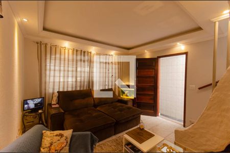 Sala de casa para alugar com 3 quartos, 100m² em Vila Dalila, São Paulo