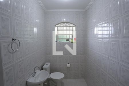 Lavabo de casa para alugar com 2 quartos, 164m² em Vila Constança, São Paulo