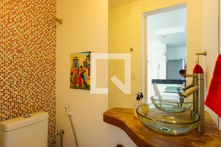 Lavabo de apartamento à venda com 1 quarto, 80m² em Barra da Tijuca, Rio de Janeiro