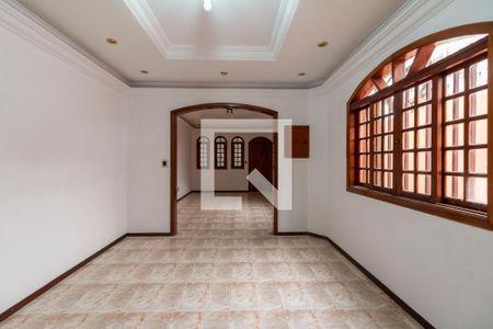 Casa à venda com 328m², 3 quartos e 2 vagasSala de Jantar