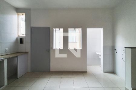 Sala/Cozinha de apartamento para alugar com 1 quarto, 45m² em Vila São José, São Paulo