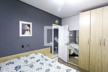 Suíte  de apartamento à venda com 2 quartos, 72m² em Jardim Henriqueta, Taboão da Serra
