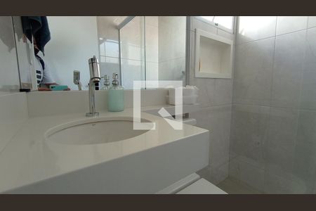 Banheiro Suíte 1 de casa à venda com 2 quartos, 107m² em Jardim Nordeste, São Paulo