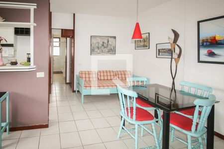 Sala/Cozinha de apartamento à venda com 1 quarto, 57m² em Leblon, Rio de Janeiro
