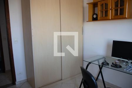 Quarto 2 de apartamento para alugar com 2 quartos, 79m² em Vila Mazzei, São Paulo