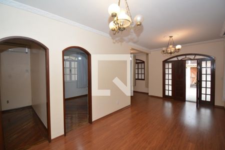 Sala de casa à venda com 3 quartos, 138m² em Vila da Penha, Rio de Janeiro