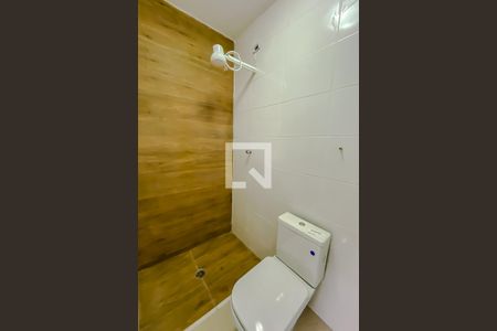 Banheiro de casa para alugar com 1 quarto, 50m² em Vila Regente Feijó, São Paulo