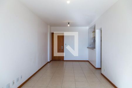 Sala de apartamento para alugar com 1 quarto, 60m² em Alphaville I, Salvador