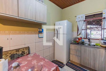 Cozinha  de apartamento à venda com 7 quartos, 400m² em Passo da Areia, Porto Alegre