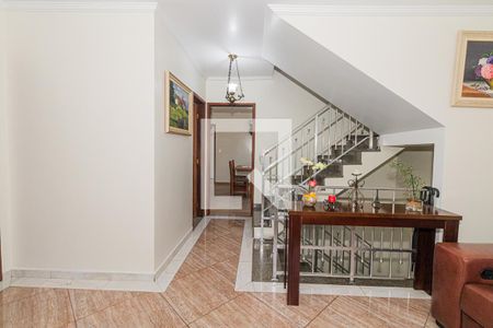 Sala de casa à venda com 3 quartos, 222m² em Vila Nivi, São Paulo