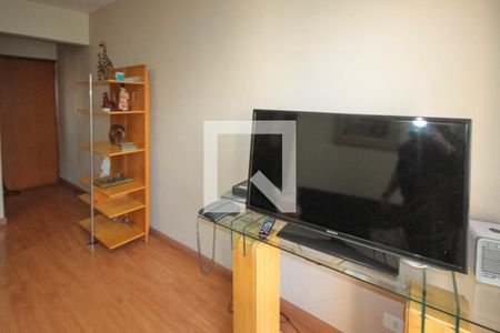 Sala de apartamento à venda com 3 quartos, 71m² em Vila Ivone, São Paulo