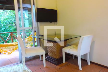 Sala de apartamento para alugar com 1 quarto, 30m² em Porto da Lagoa, Florianópolis