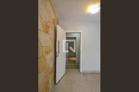 Entrada Social de casa para alugar com 4 quartos, 215m² em Vila Congonhas, São Paulo
