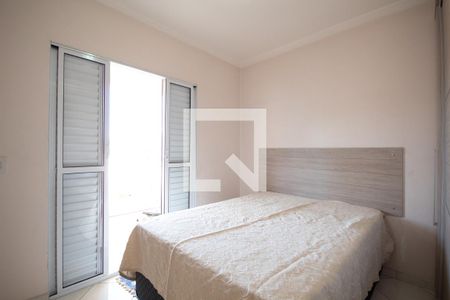 Quarto 2 de casa para alugar com 2 quartos, 80m² em Jardim Roberto, Osasco