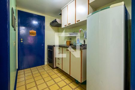 Cozinha de kitnet/studio para alugar com 1 quarto, 28m² em Cerqueira César, São Paulo