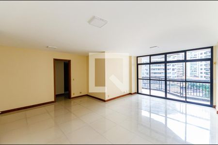 Sala de apartamento à venda com 4 quartos, 150m² em Icaraí, Niterói