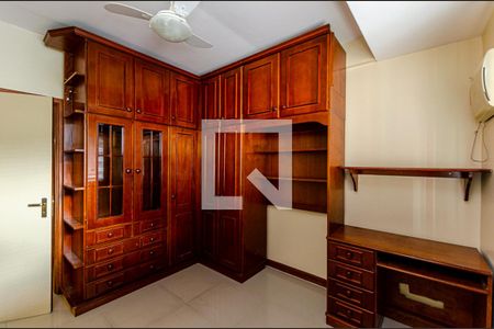 Quarto 2 de apartamento à venda com 4 quartos, 150m² em Icaraí, Niterói