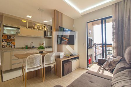 Sala de apartamento para alugar com 3 quartos, 56m² em Cajuru, Curitiba