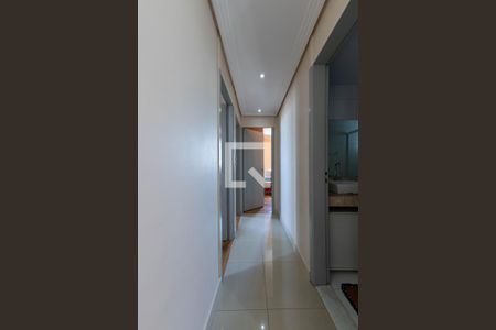 Corredor  de apartamento à venda com 3 quartos, 70m² em Vila Bela, São Paulo
