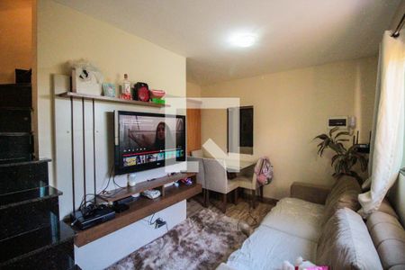 Sala de casa de condomínio à venda com 2 quartos, 65m² em Vila Taquari, São Paulo
