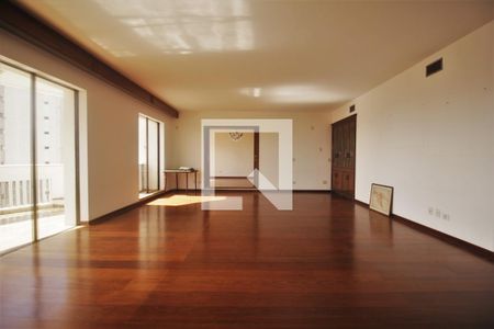 Apartamento para alugar com 373m², 4 quartos e 4 vagasSala