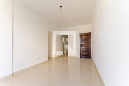 Sala de apartamento para alugar com 2 quartos, 90m² em Politeama, Salvador
