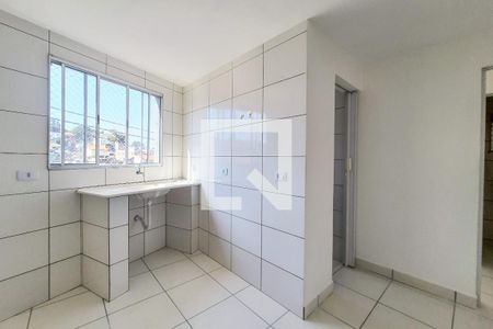 Sala e Cozinha de apartamento para alugar com 1 quarto, 40m² em Vila Santa Maria, São Paulo