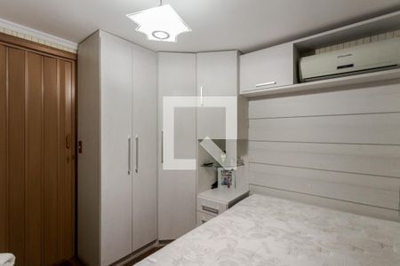 Quarto 3 de casa à venda com 4 quartos, 292m² em Sarandi, Porto Alegre