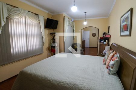 Casa para alugar com 224m², 4 quartos e 5 vagas Casa para alugar com 224m², 4 quartos e 5 vagasSuíte 3