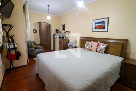 Casa para alugar com 224m², 4 quartos e 5 vagas Casa para alugar com 224m², 4 quartos e 5 vagasSuíte 3