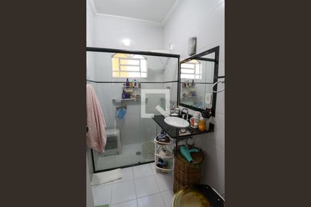 Casa para alugar com 224m², 4 quartos e 5 vagas Casa para alugar com 224m², 4 quartos e 5 vagasBanheiro Social