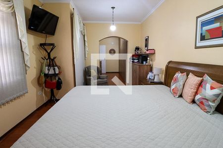 Casa para alugar com 224m², 4 quartos e 5 vagas Casa para alugar com 224m², 4 quartos e 5 vagasSuíte 3