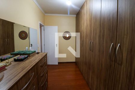 Casa para alugar com 224m², 4 quartos e 5 vagas Casa para alugar com 224m², 4 quartos e 5 vagasSuíte 3