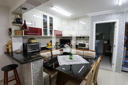 Casa para alugar com 224m², 4 quartos e 5 vagas Casa para alugar com 224m², 4 quartos e 5 vagasCozinha