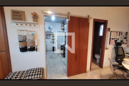 Casa à venda com 3 quartos, 100m² em Trevo, Belo Horizonte