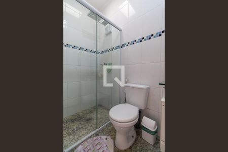 Casa para alugar com 168m², 6 quartos e 4 vagas Casa para alugar com 168m², 6 quartos e 4 vagasBanheiro