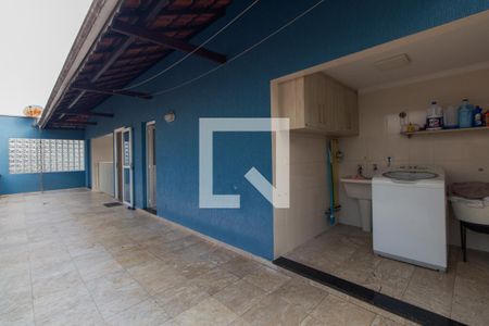 Casa para alugar com 168m², 6 quartos e 4 vagas Casa para alugar com 168m², 6 quartos e 4 vagasÁrea de serviço e Área de lazer