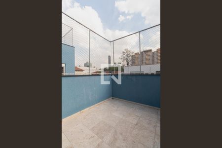 Casa para alugar com 168m², 6 quartos e 4 vagas Casa para alugar com 168m², 6 quartos e 4 vagasVaranda