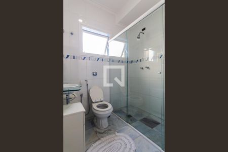 Casa para alugar com 168m², 6 quartos e 4 vagas Casa para alugar com 168m², 6 quartos e 4 vagasBanheiro do Quarto 1