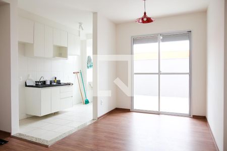 Sala de apartamento para alugar com 2 quartos, 66m² em Vila Metalúrgica, Santo André