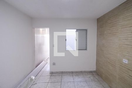 Quarto de casa para alugar com 1 quarto, 34m² em Vila Alpina, São Paulo