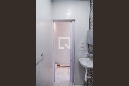 Banheiro de casa para alugar com 1 quarto, 34m² em Vila Alpina, São Paulo