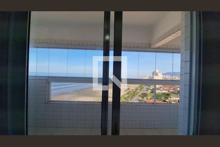 Vista da sala de apartamento para alugar com 2 quartos, 69m² em Maracanã, Praia Grande
